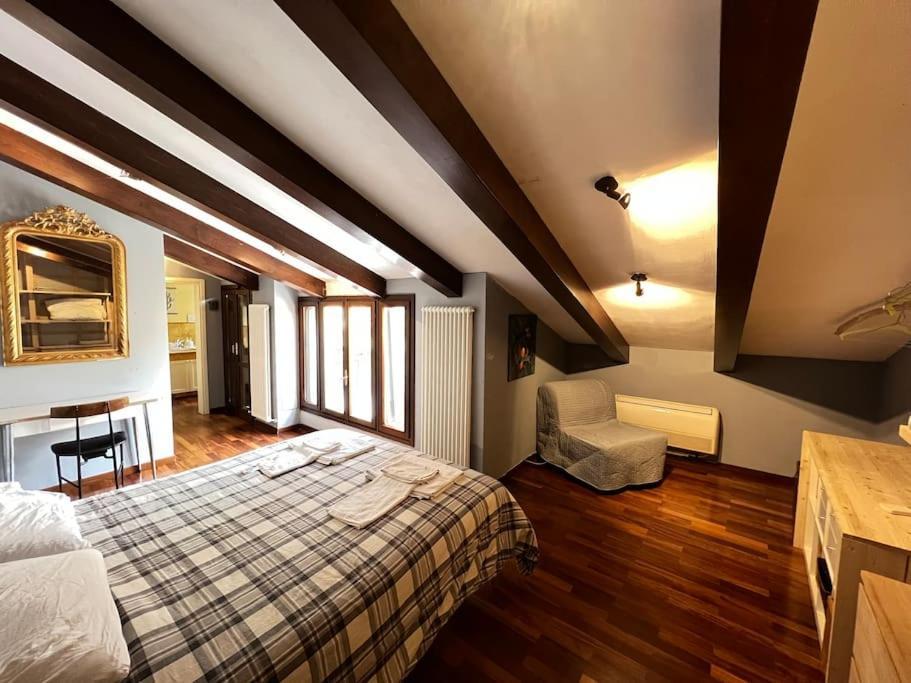 Margherita Apartment W/ Terrace Bolonia Zewnętrze zdjęcie